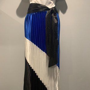 NEW Ashley Stewart Ladies Blue, Black & White Maxi Dress